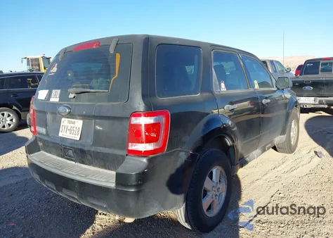 2010 Ford Escape Xls из США, поврежденный, VIN 1FMCU0C71AKC29962